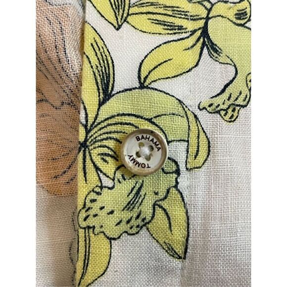 Tommy Bahama women’s 3/4 sleeve linen blouse button up soft colors - Picture 7 of 8